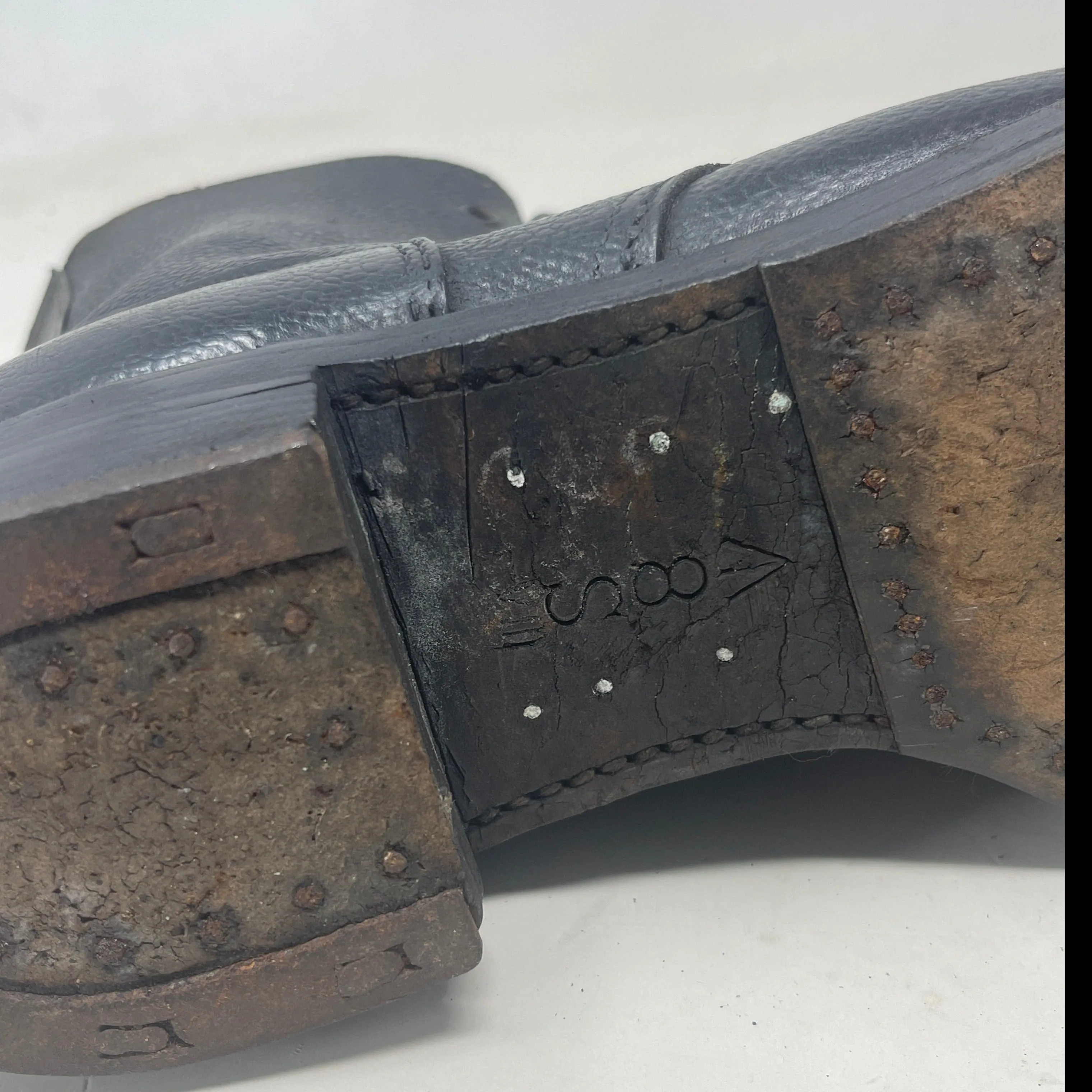 Original British Army Size 8 Pair of 1943 Dated  Ammo Boots